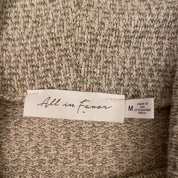 Cowl neck sweater Sz Medium - Picture 2 of 3